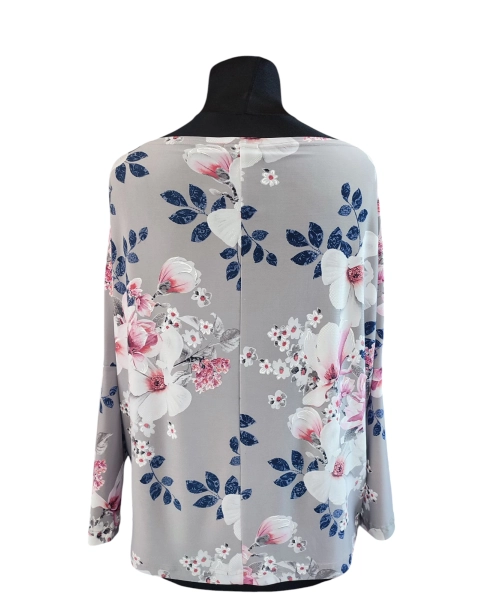 Popielata bluzka z rękawem 3/4 kimono - białe magnolie